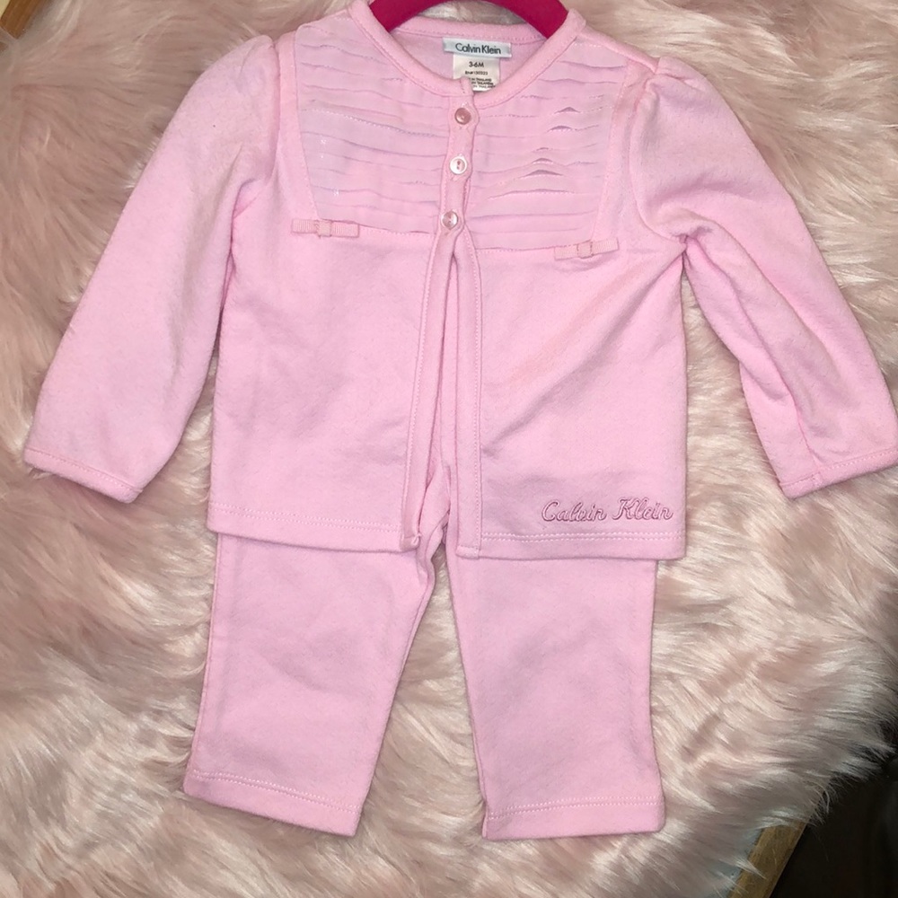 Soft pink Calvin Klein baby set!